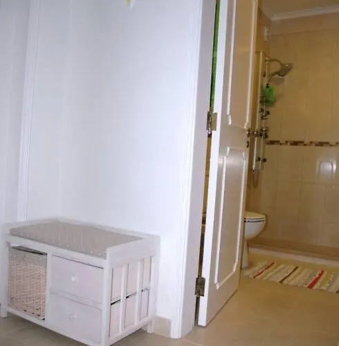 Апартаменты Lovely 1 Bedroom In Da *