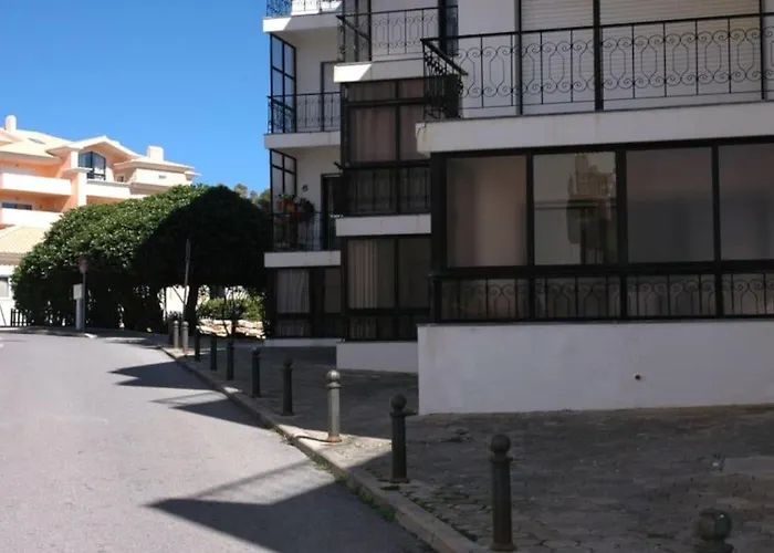 Апартаменты Lovely 1 Bedroom In Da *