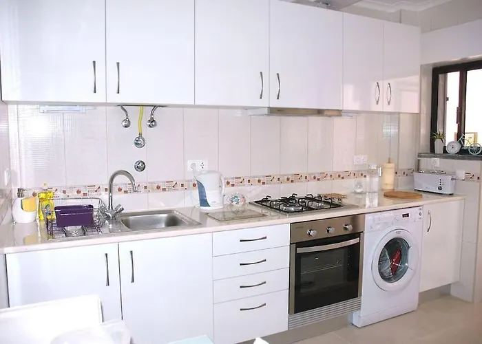 Апартаменты Lovely 1 Bedroom In Da Praia Da Luz