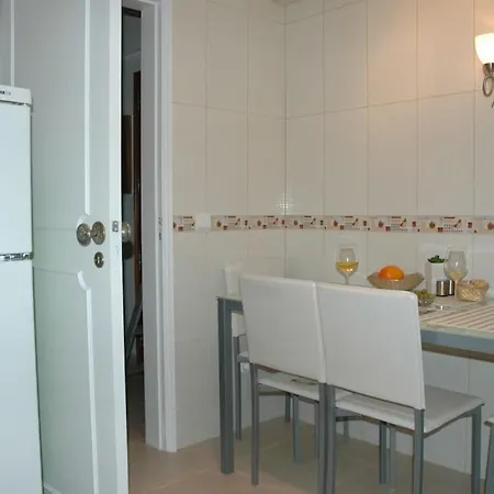 Appartement Lovely 1 Bedroom In Da *